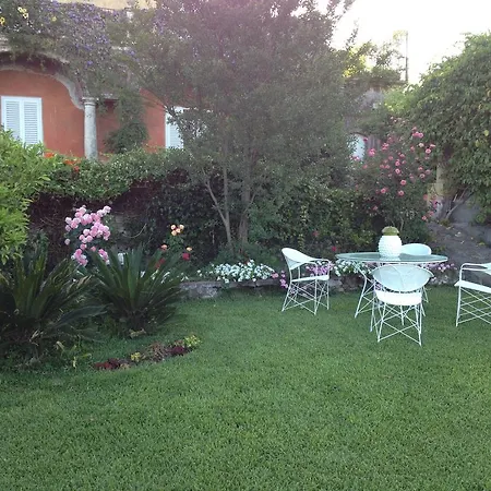 Πανσιόν Home Suite Home Giarre